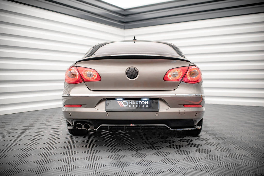 Splitter trasero Volkswagen Passat CC (con barras verticales)