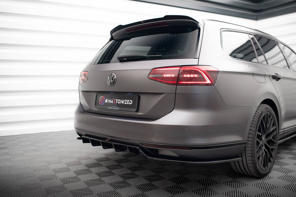Splitter trasero Volkswagen Passat Berlina / Variant B8 R-Line (con barras verticales)