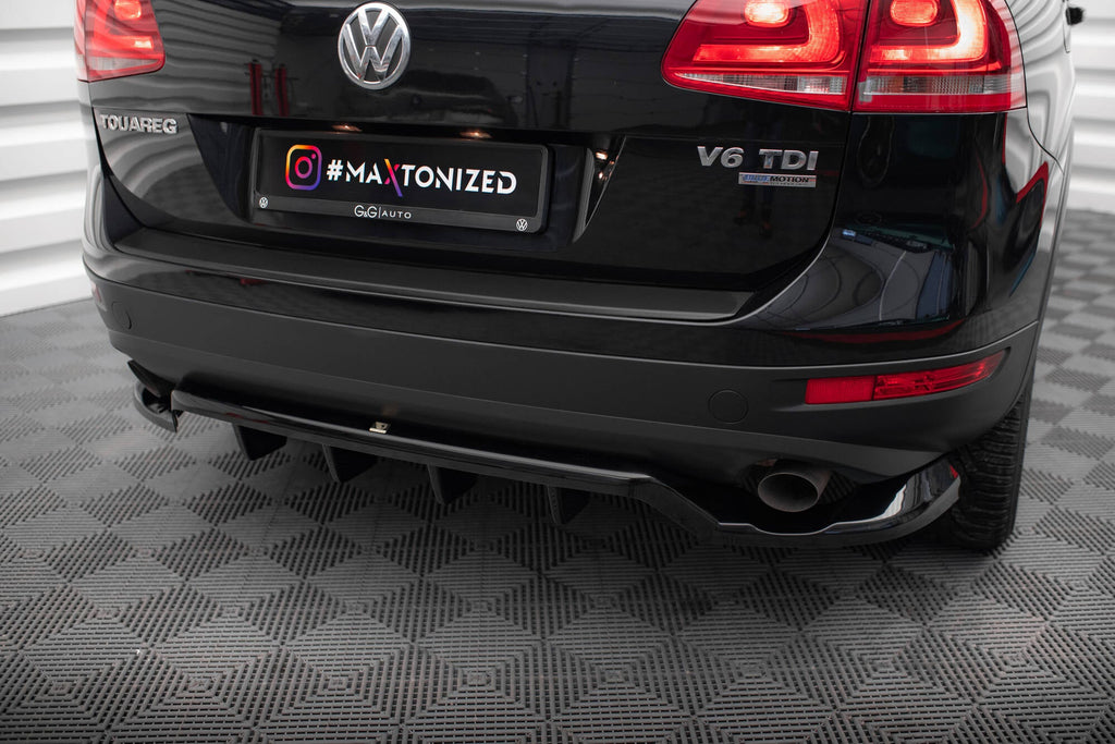 Splitter trasero Volkswagen Touareg Mk2 (con barras verticales)