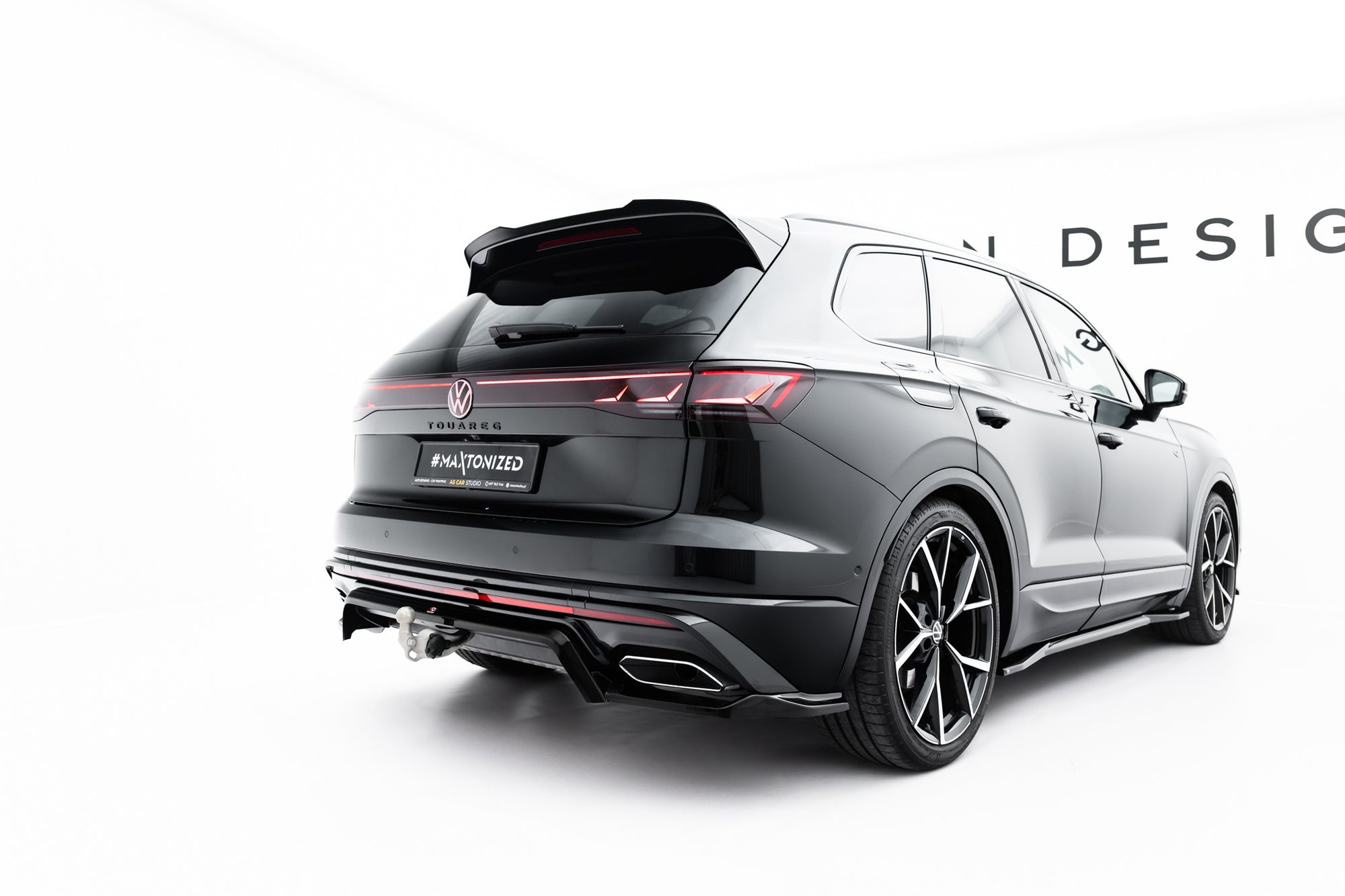 Splitter trasero Volkswagen Touareg R-Line Mk3 Facelift (con barras verticales)