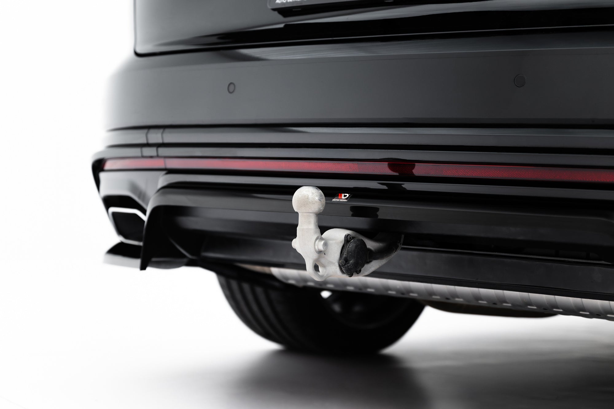 Splitter trasero Volkswagen Touareg R-Line Mk3 Facelift (con barras verticales)