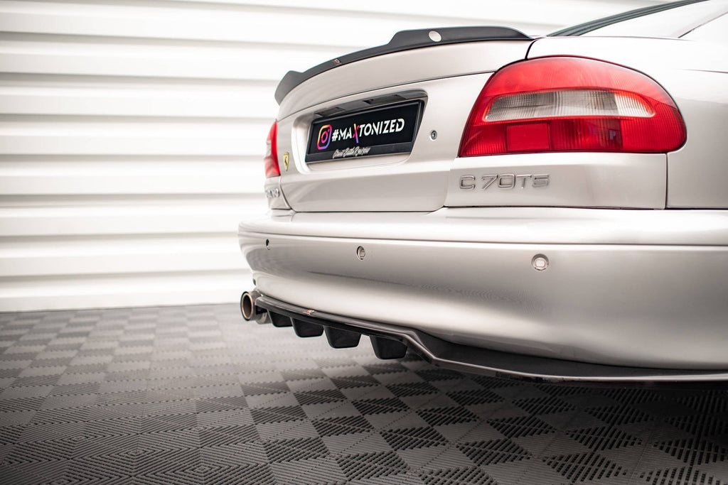 Splitter trasero Volvo C70 Mk1 (con barras verticales)