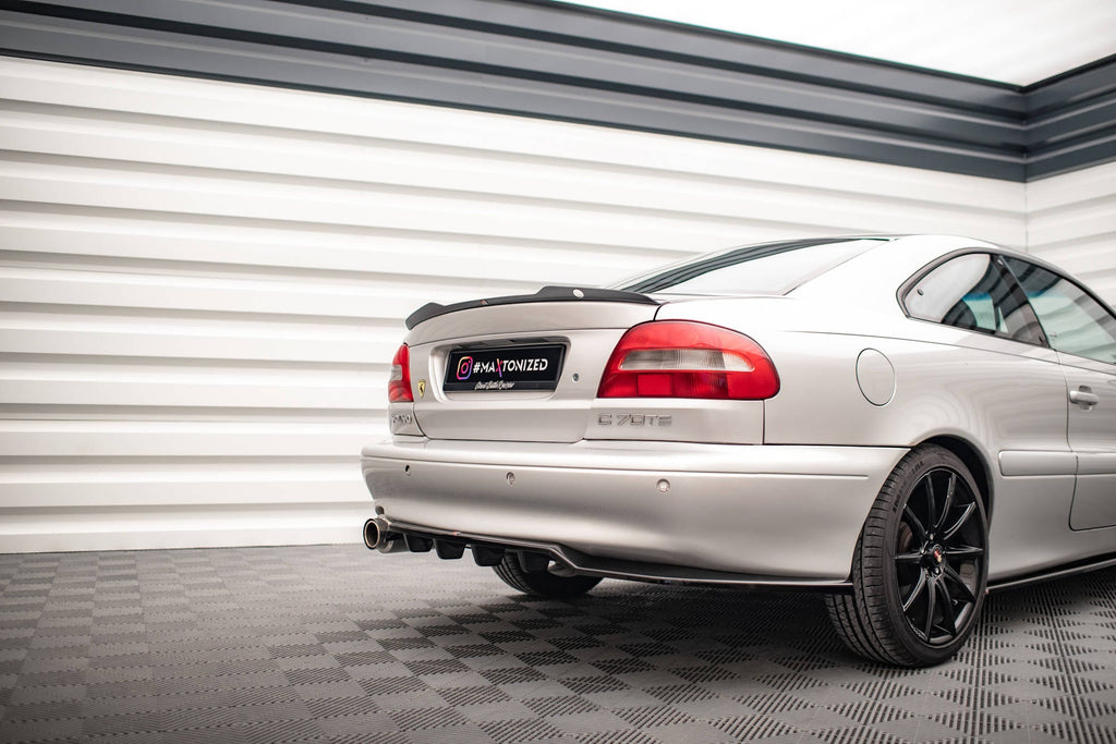 Splitter trasero Volvo C70 Mk1 (con barras verticales)