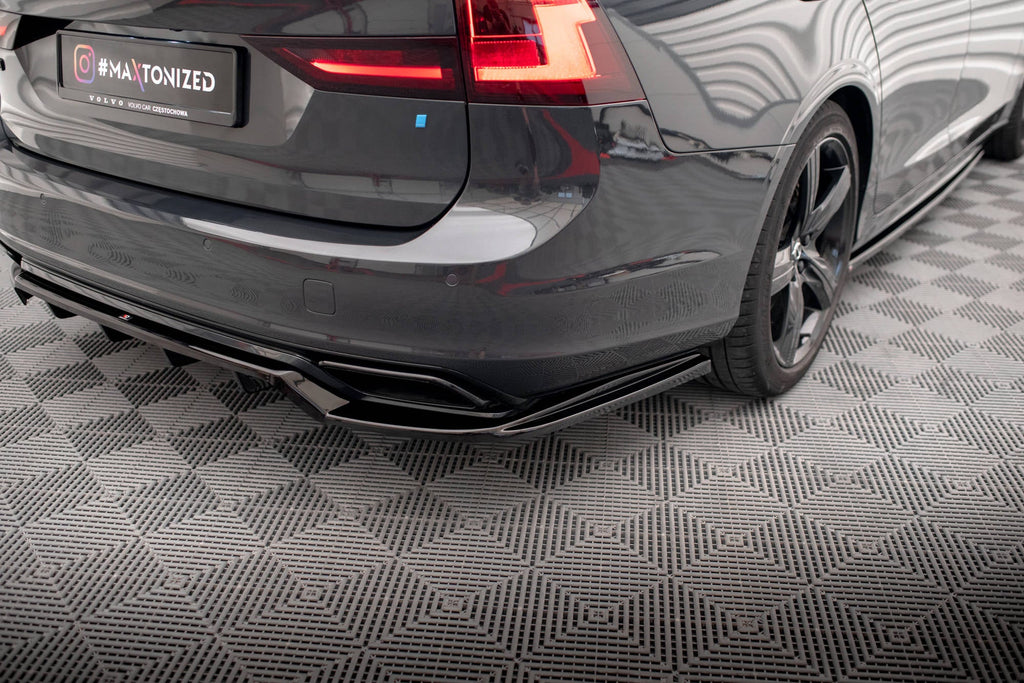 Splitter trasero Volvo V90 S90 R-Design Mk2 (con barras verticales)