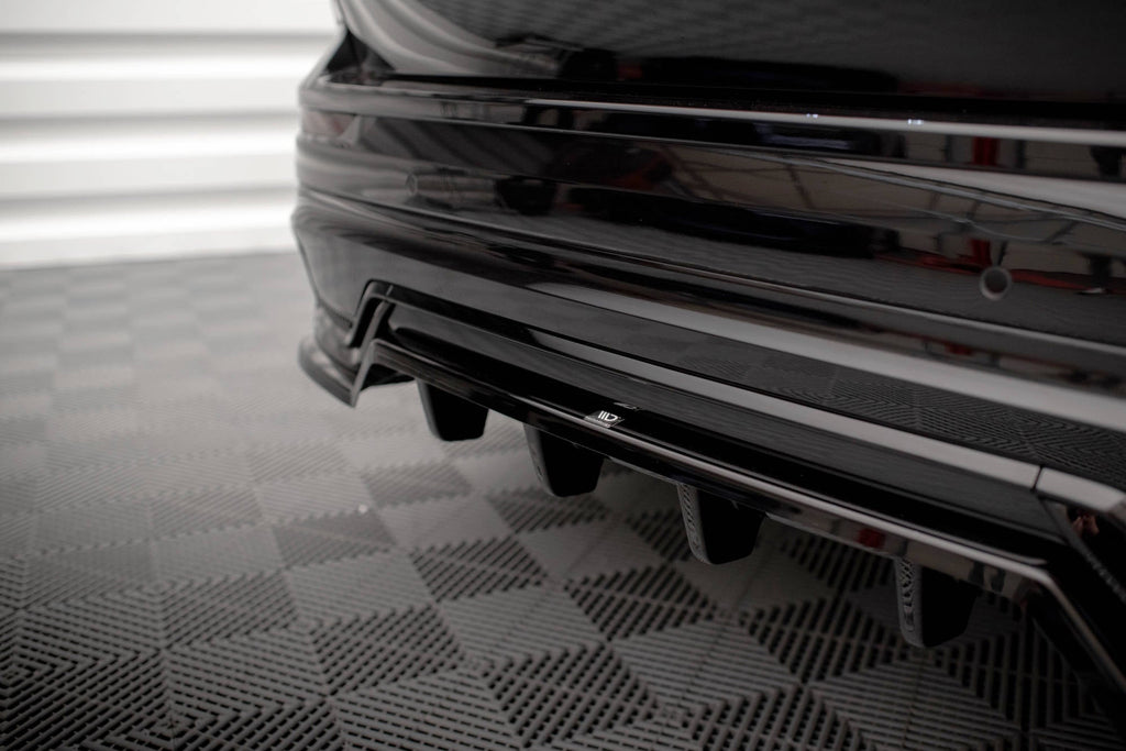 Splitter trasero Volvo XC60 R-Design Mk2 Facelift (con barras verticales)