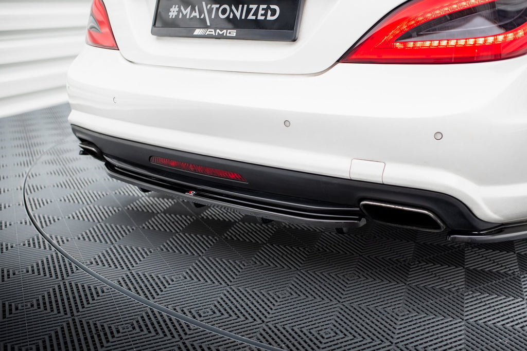 Splitter trasero Mercedes-Benz CLS AMG-Line C218 (con barras verticales)