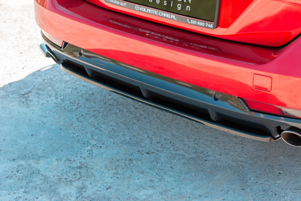 Splitter trasero Peugeot 508 Petrol Mk2 (sin barras verticales)