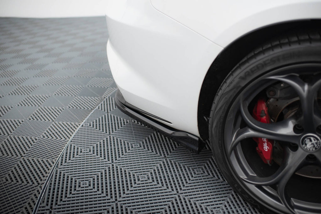 Alfa Romeo Giulia Quadrifoglio Diffusers
