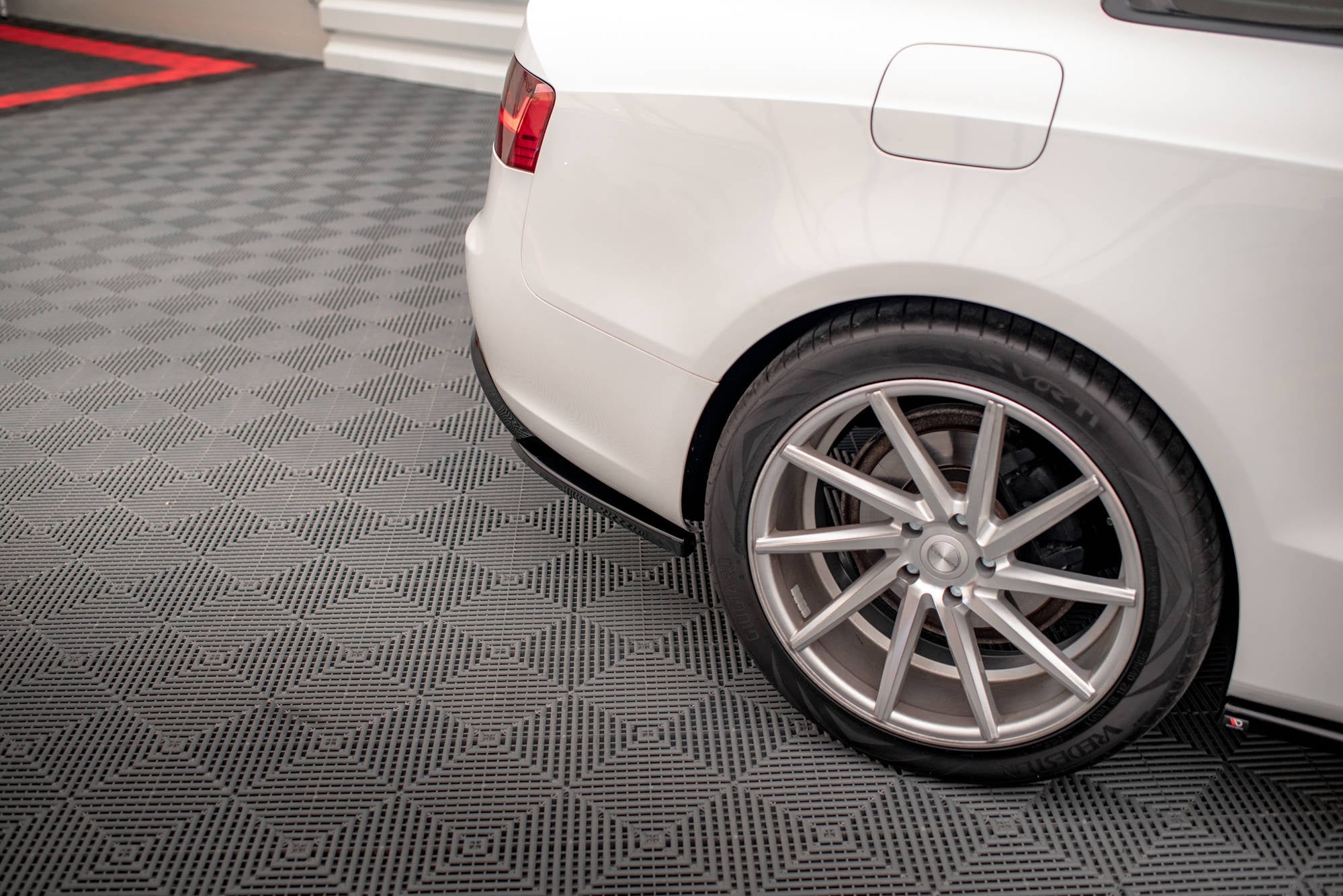Splitters laterales traseros Audi A5 Coupé 8T Facelift