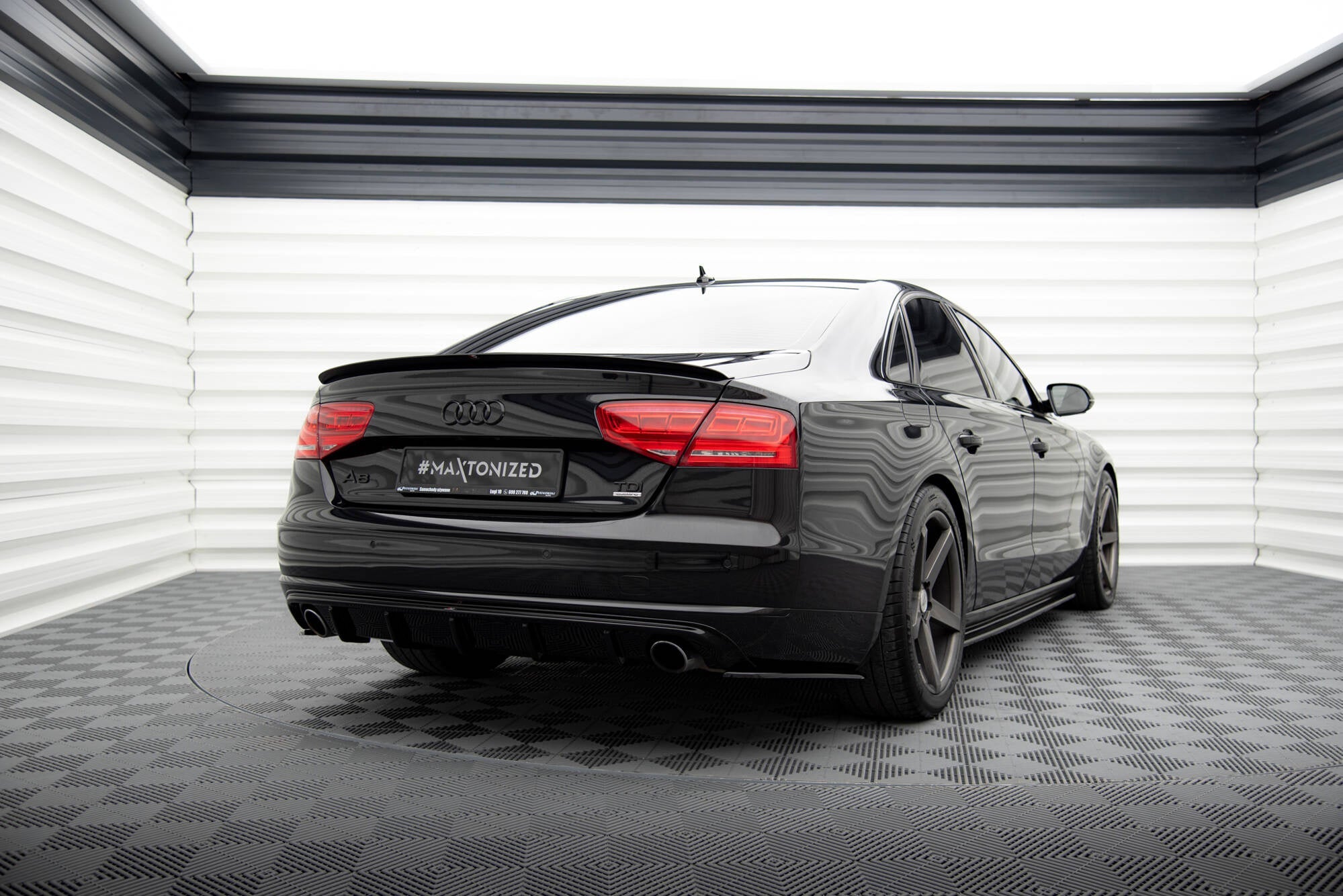 Splitters laterales traseros Audi A8 D4