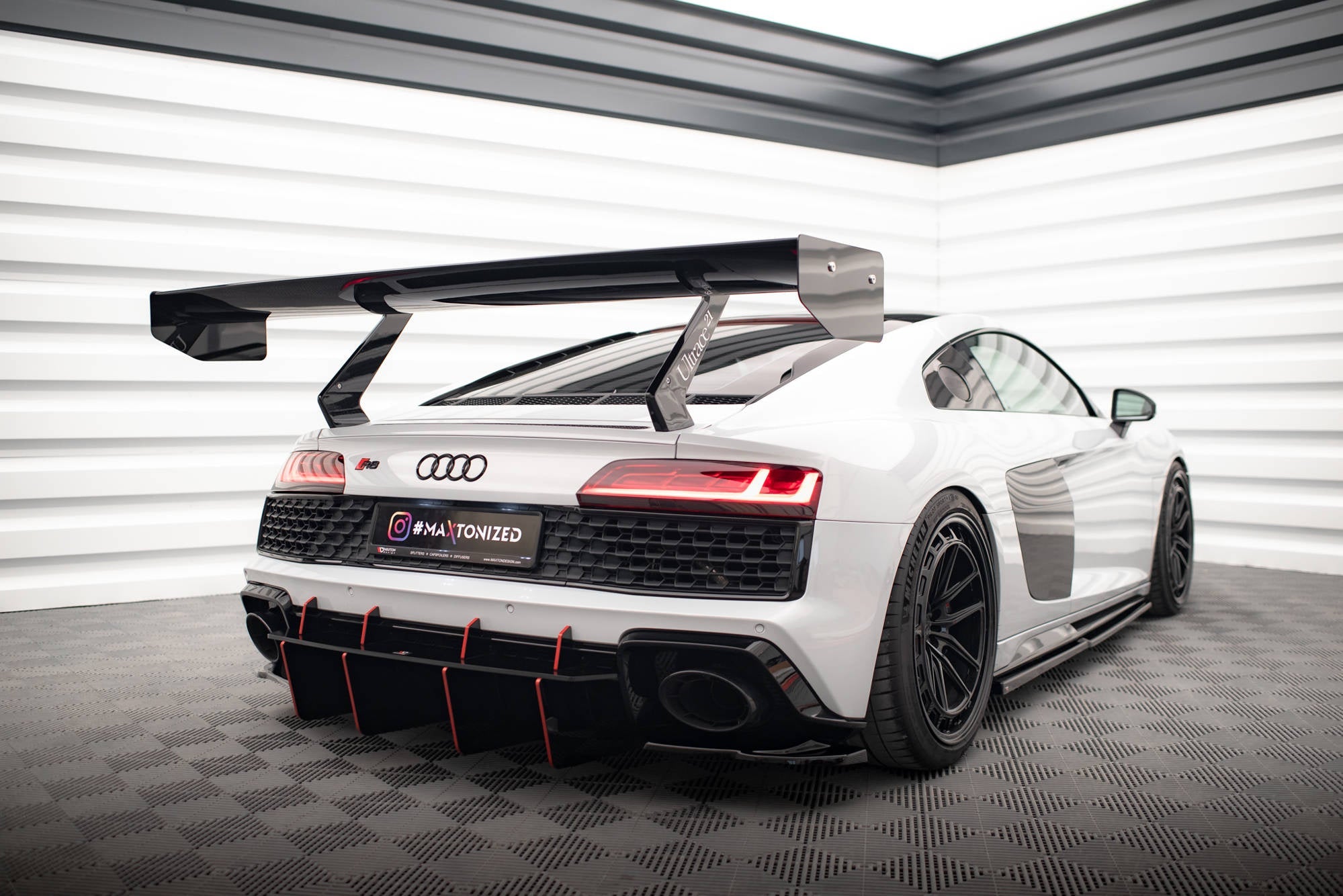 Splitters laterales traseros Audi R8 Mk2 Facelift