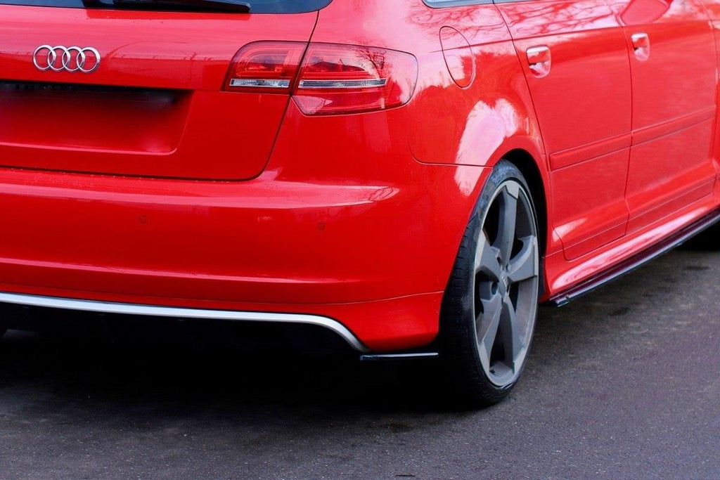 Audi RS3 8P Rear Side Splitters