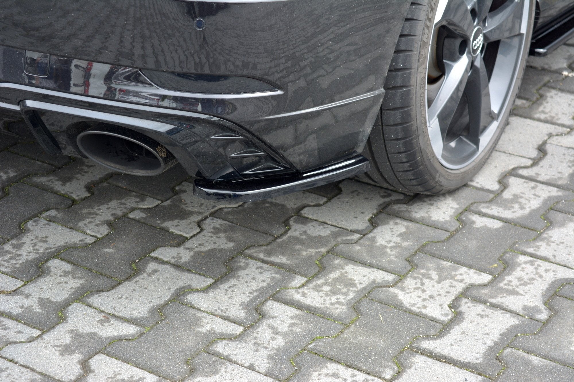 Splitters laterales traseros Audi RS3 8V Facelift Sportback