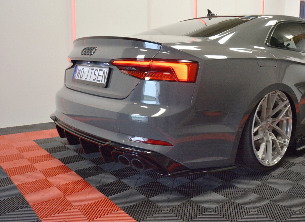 Splitters laterales traseros Audi S5 F5 Coupé