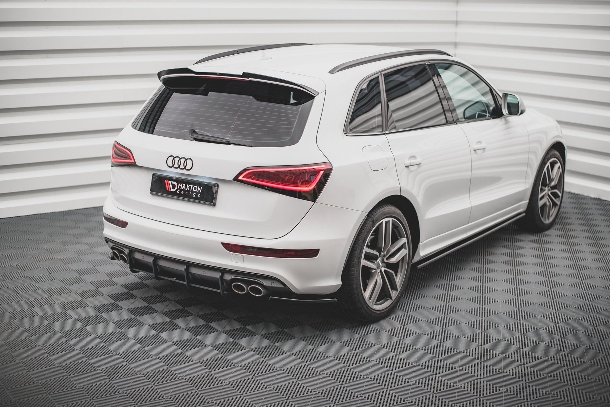 Splitters laterales traseros Audi SQ5 Mk1 (8R)