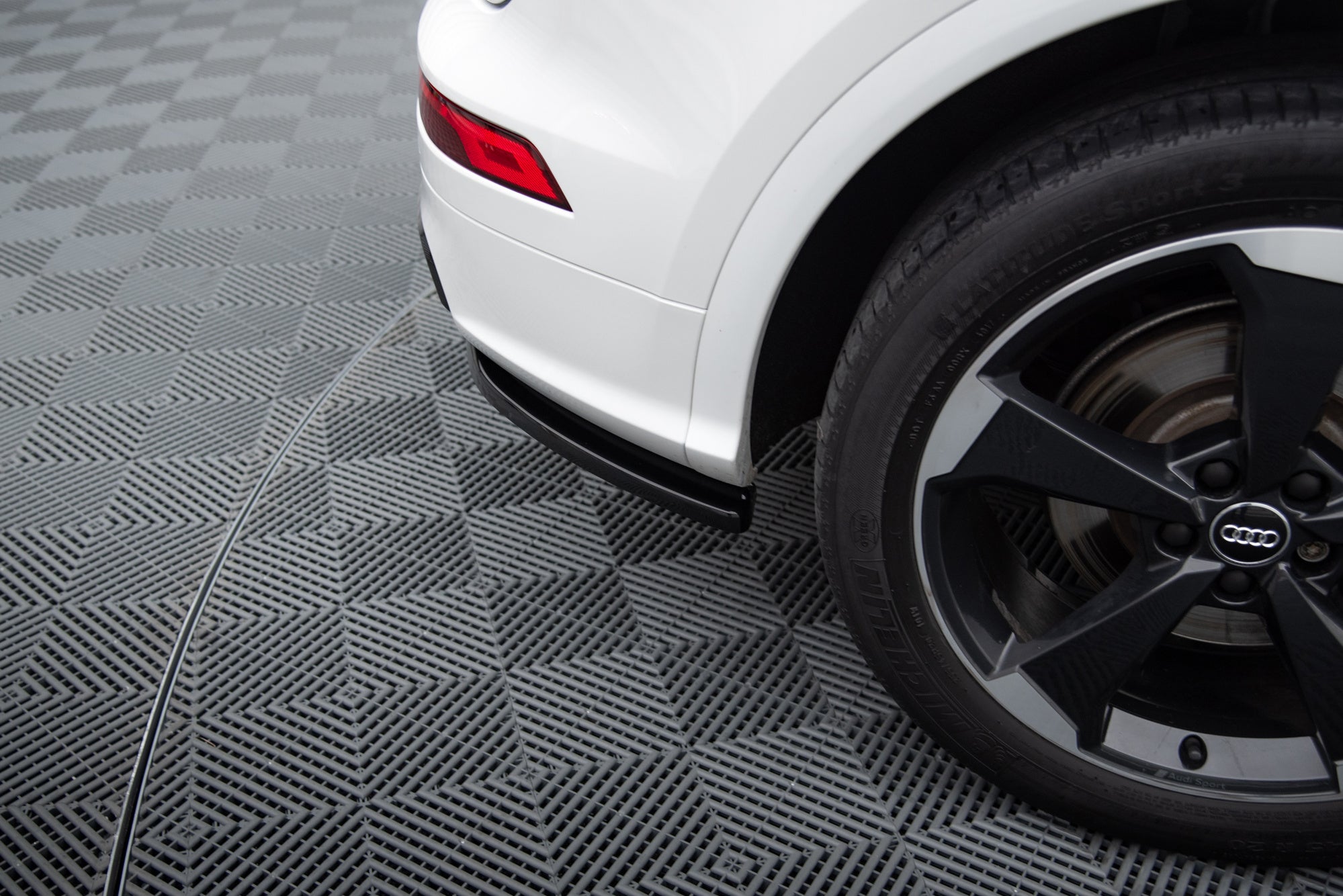 Splitters laterales traseros Audi SQ5/Q5 S-line Mk2