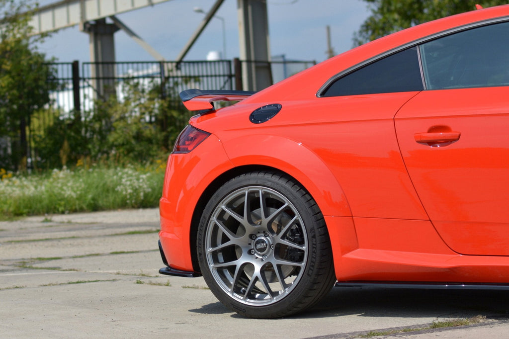 Splitters laterales traseros Audi TT RS 8S