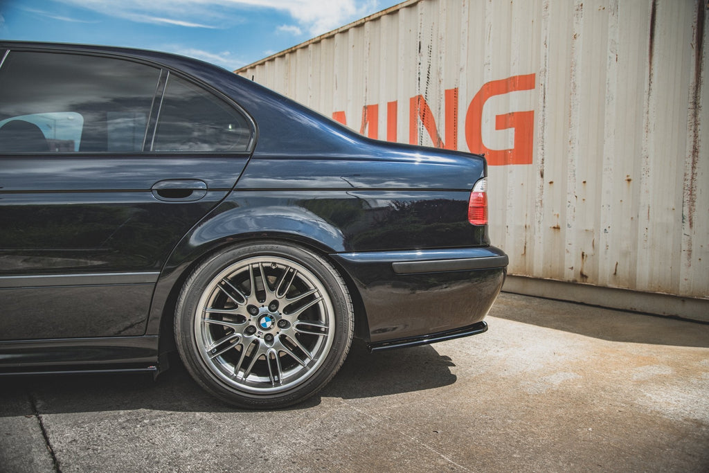 Splitters laterales traseros BMW M5 / Serie 5 M-Pack E39