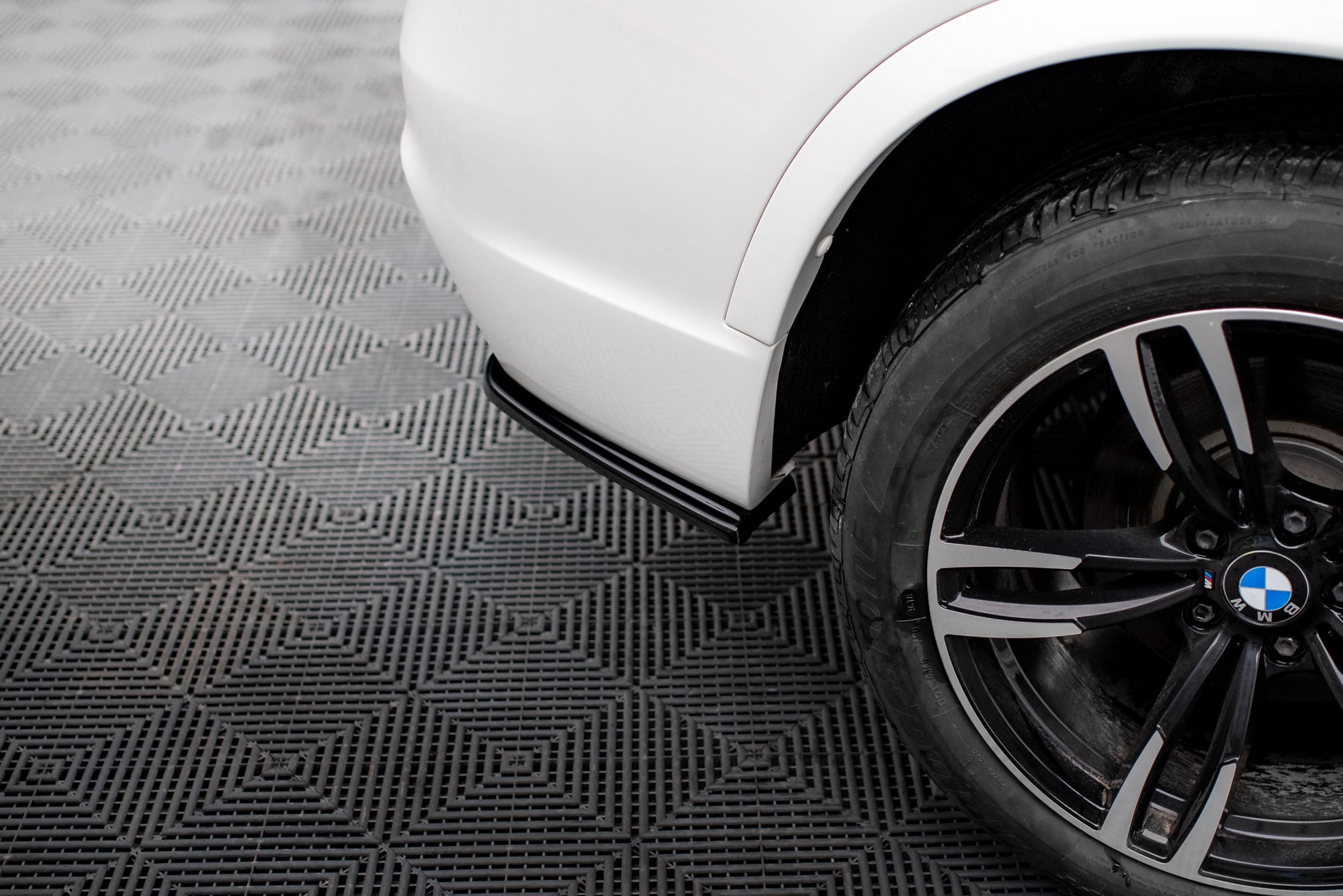 Splitters laterales traseros BMW X3 M-Pack F25 Facelift