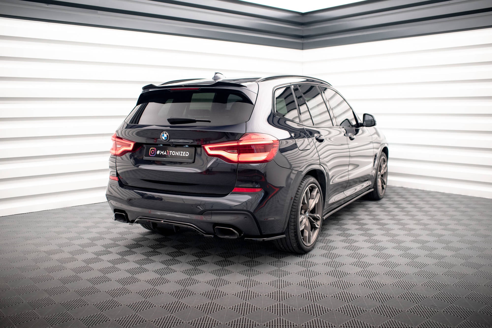 Splitters laterales traseros BMW X3 M40i / M40d G01