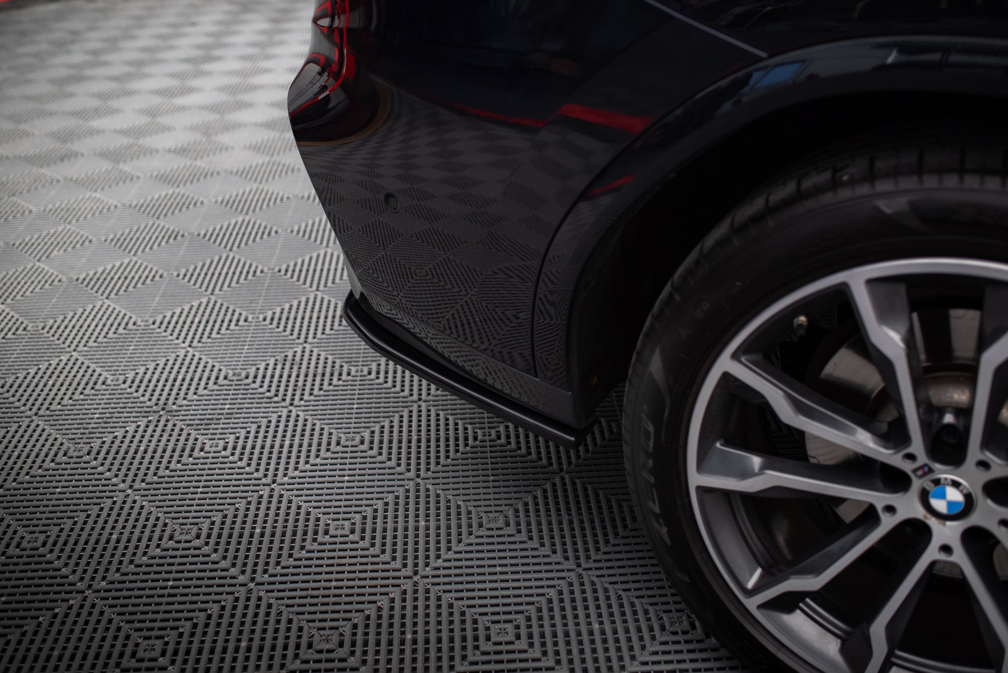 Splitters laterales traseros BMW X4 M40i G02