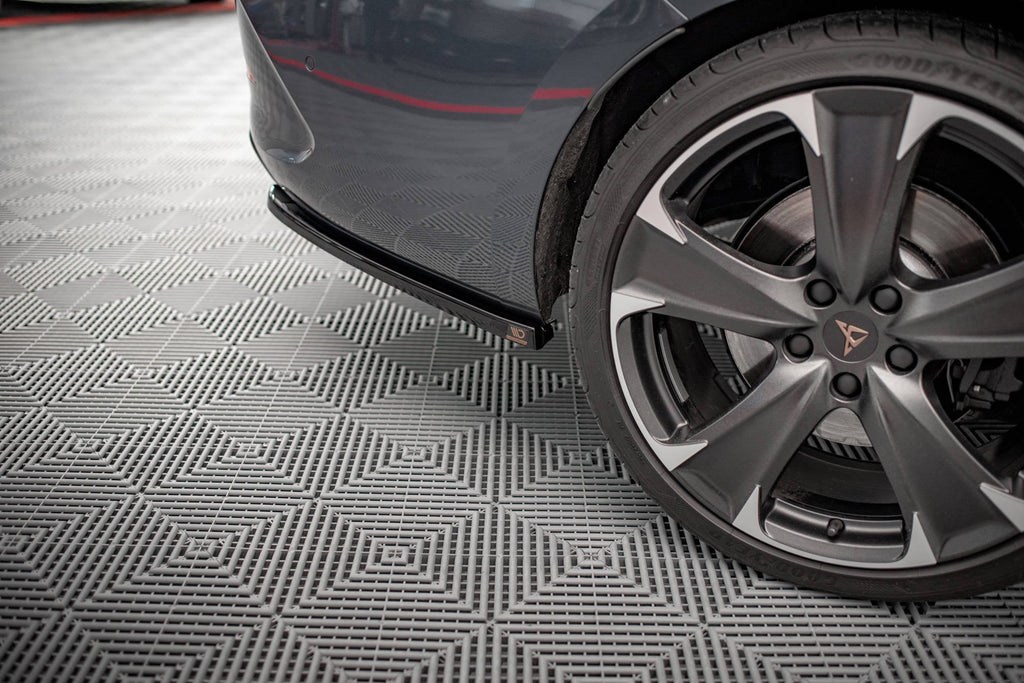 Splitters laterales traseros Cupra León ST Mk1