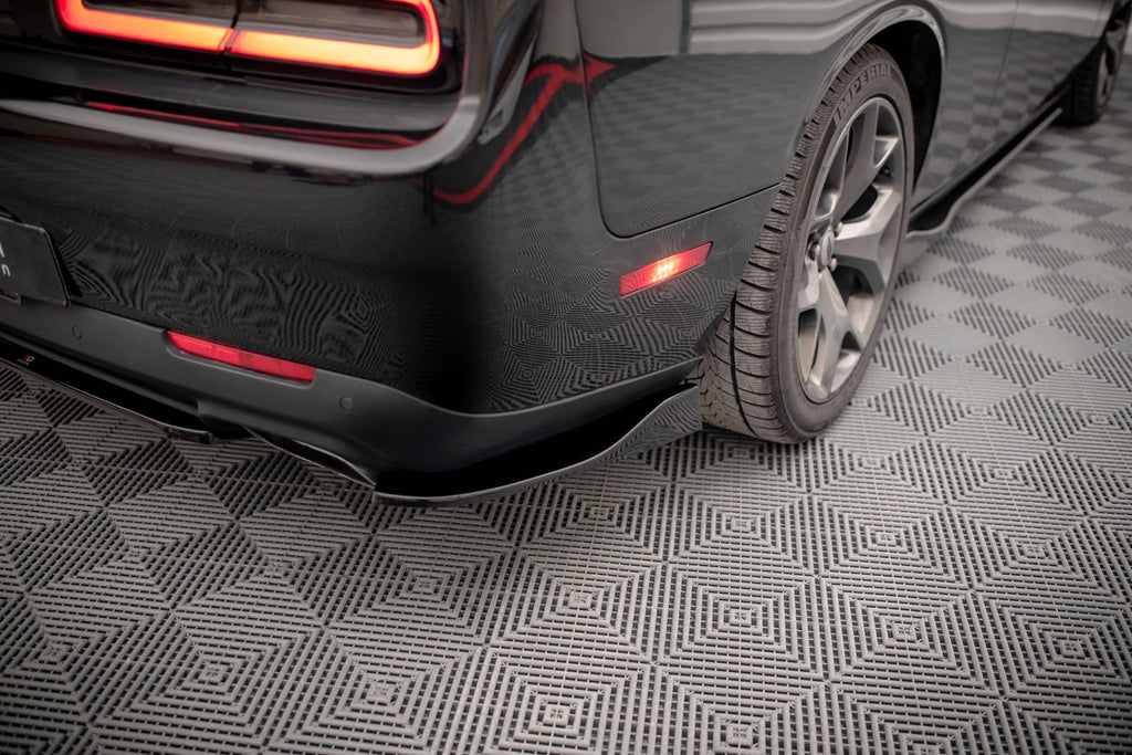 Splitters laterales traseros Dodge Challenger RT Mk3 Facelift