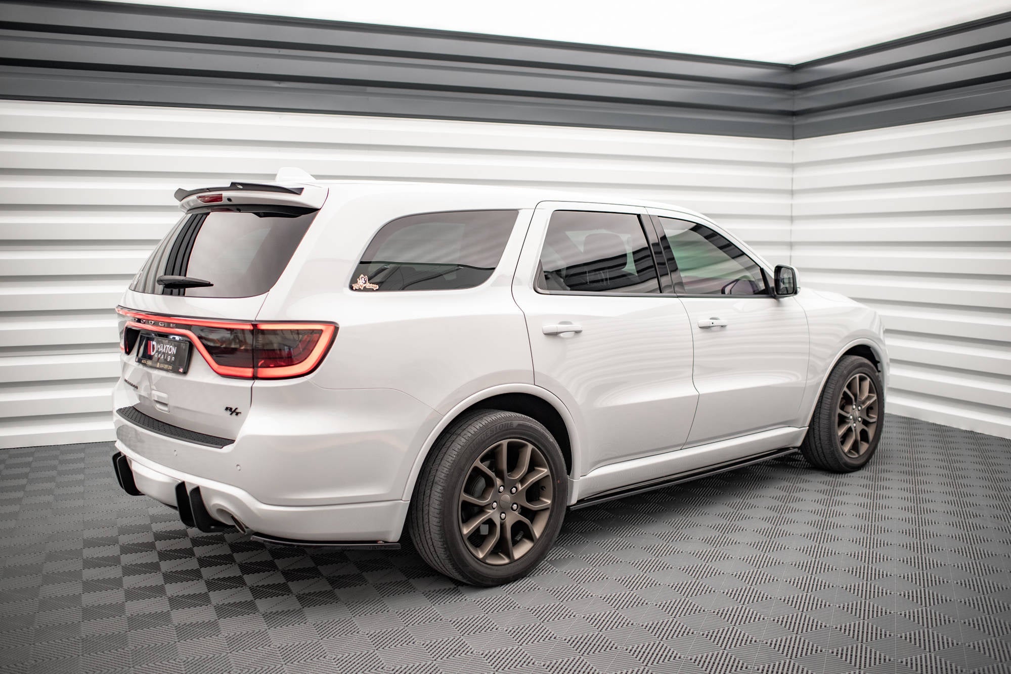 Splitters laterales traseros Dodge Durango RT Mk3