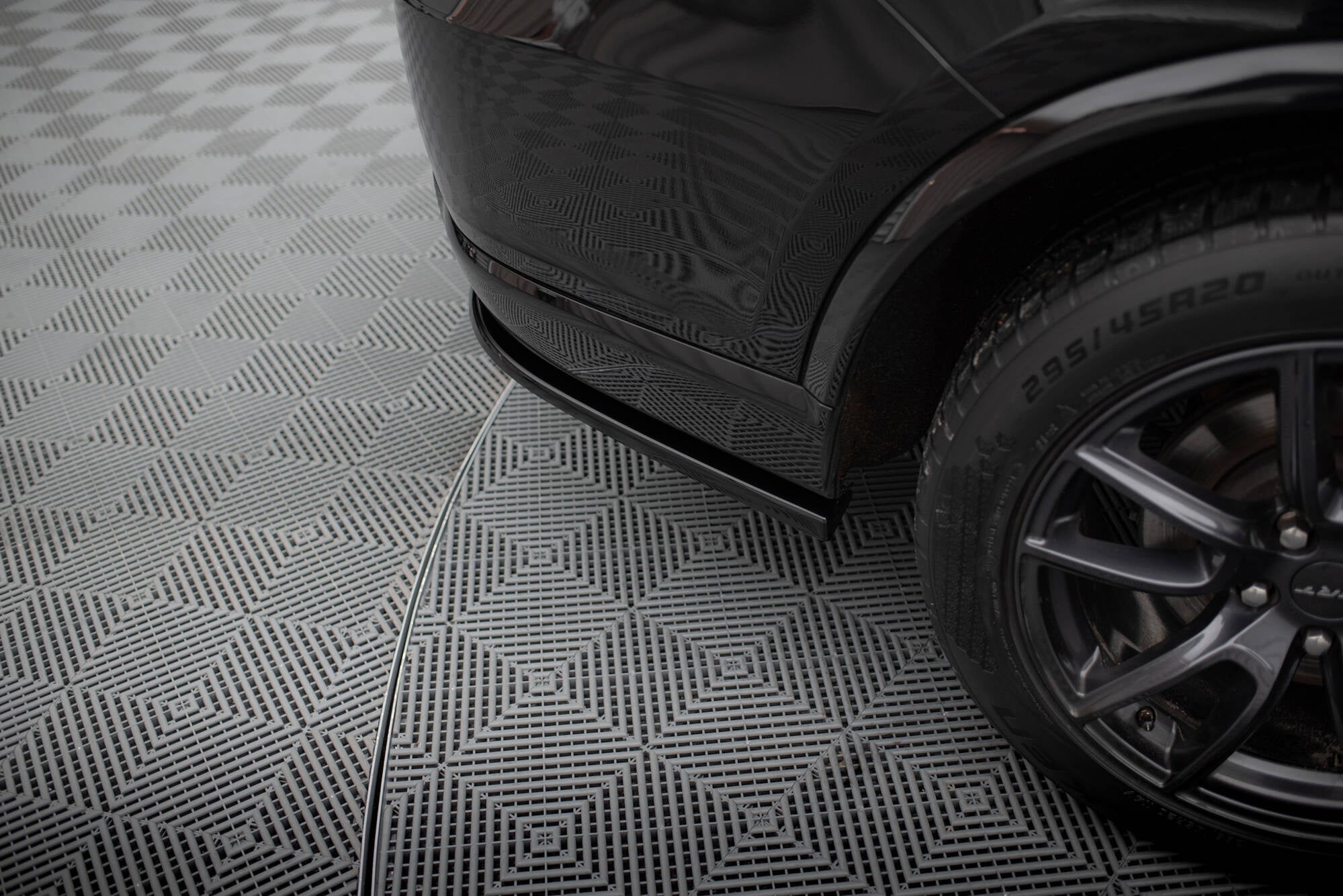 Splitters laterales traseros Dodge Durango SRT Mk3