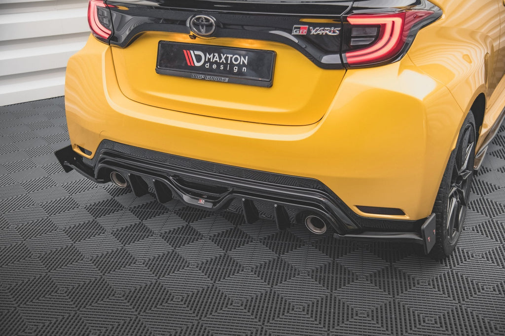 Splitters laterales traseros + Flaps V.4 Toyota GR Yaris Mk4