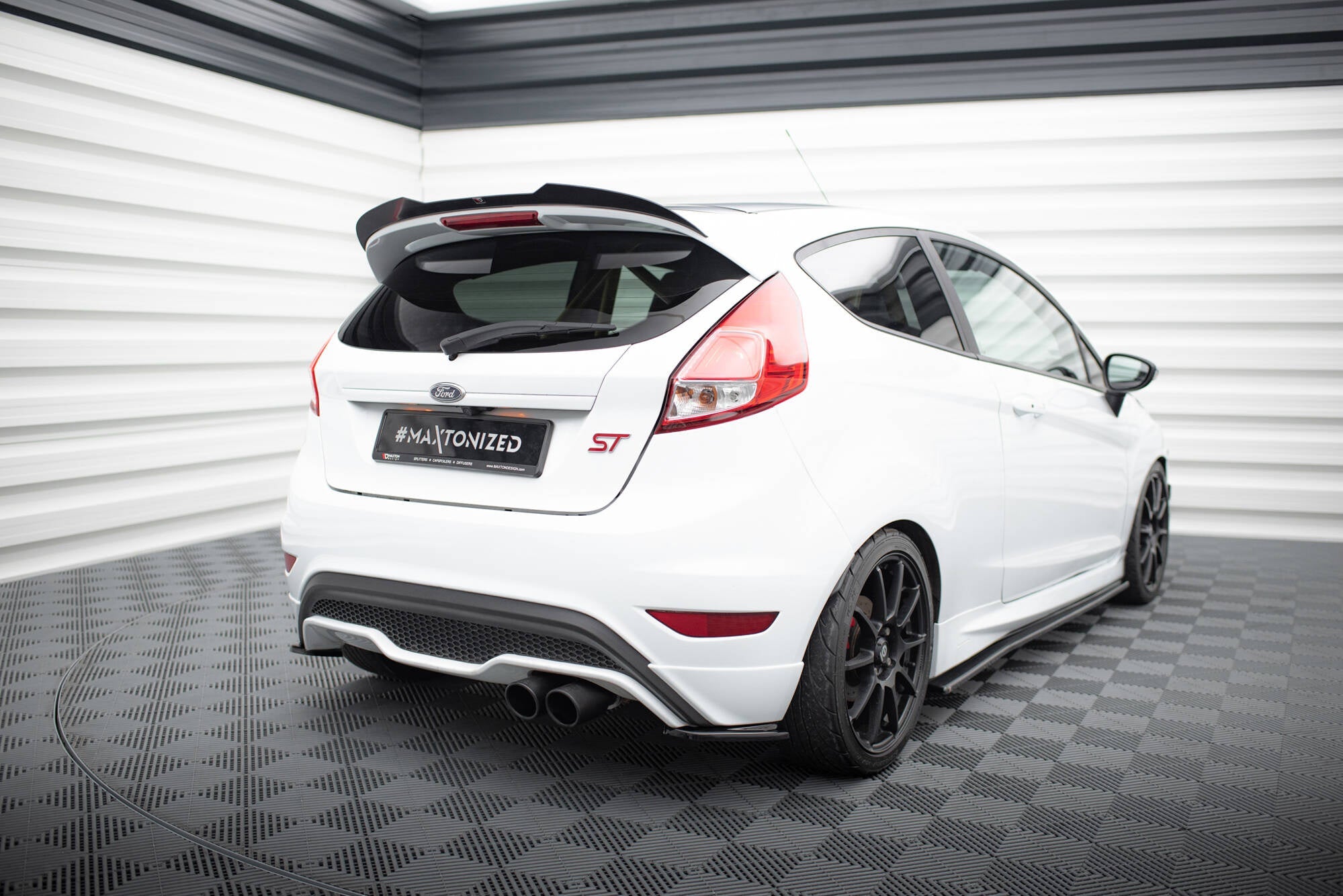 Splitters laterales traseros Ford Fiesta ST / ST-Line Mk7 Facelift / Zetec S FL
