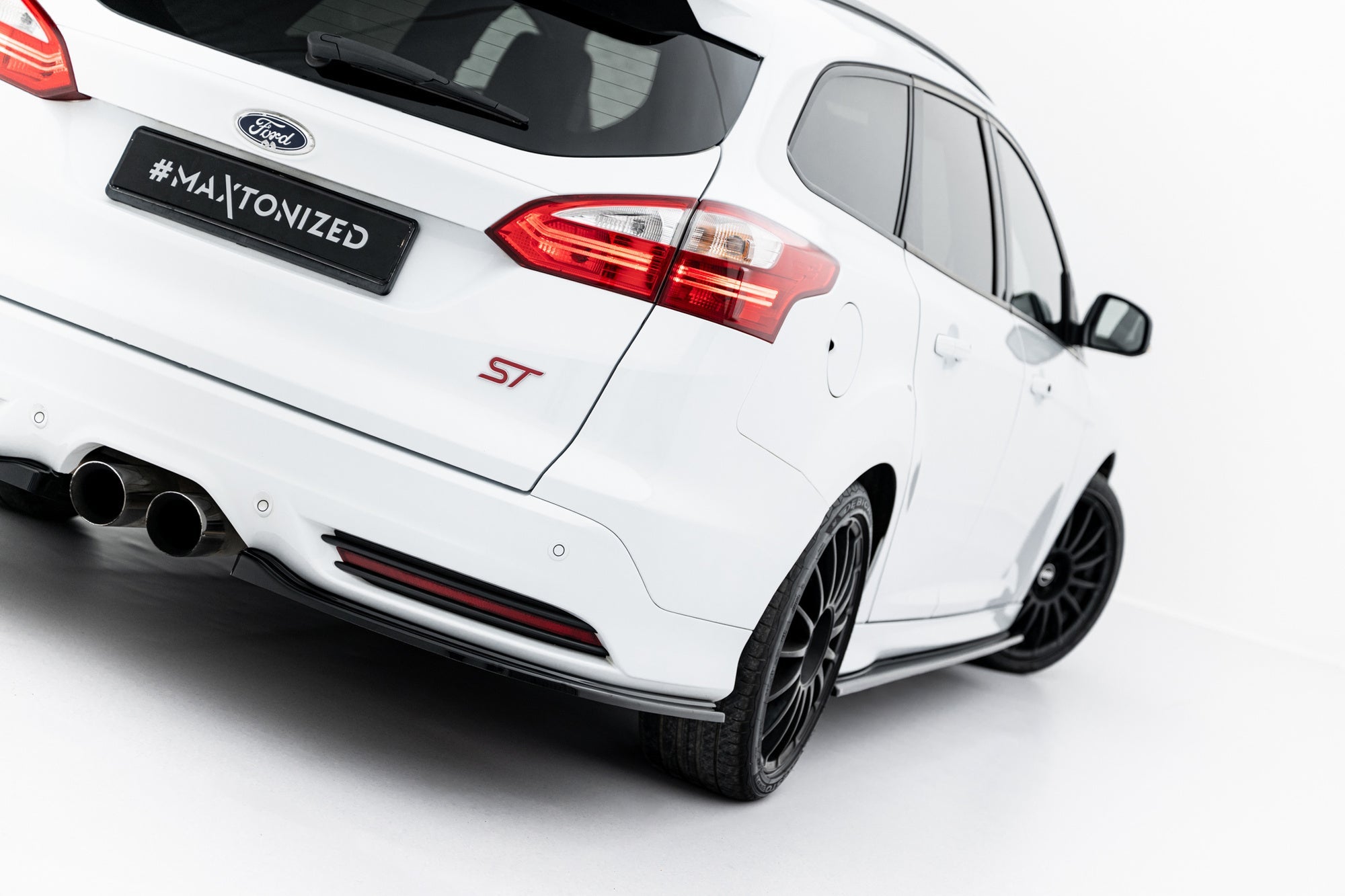 Splitters laterales traseros Ford Focus ST Familiar Mk3 / Mk3 Facelift