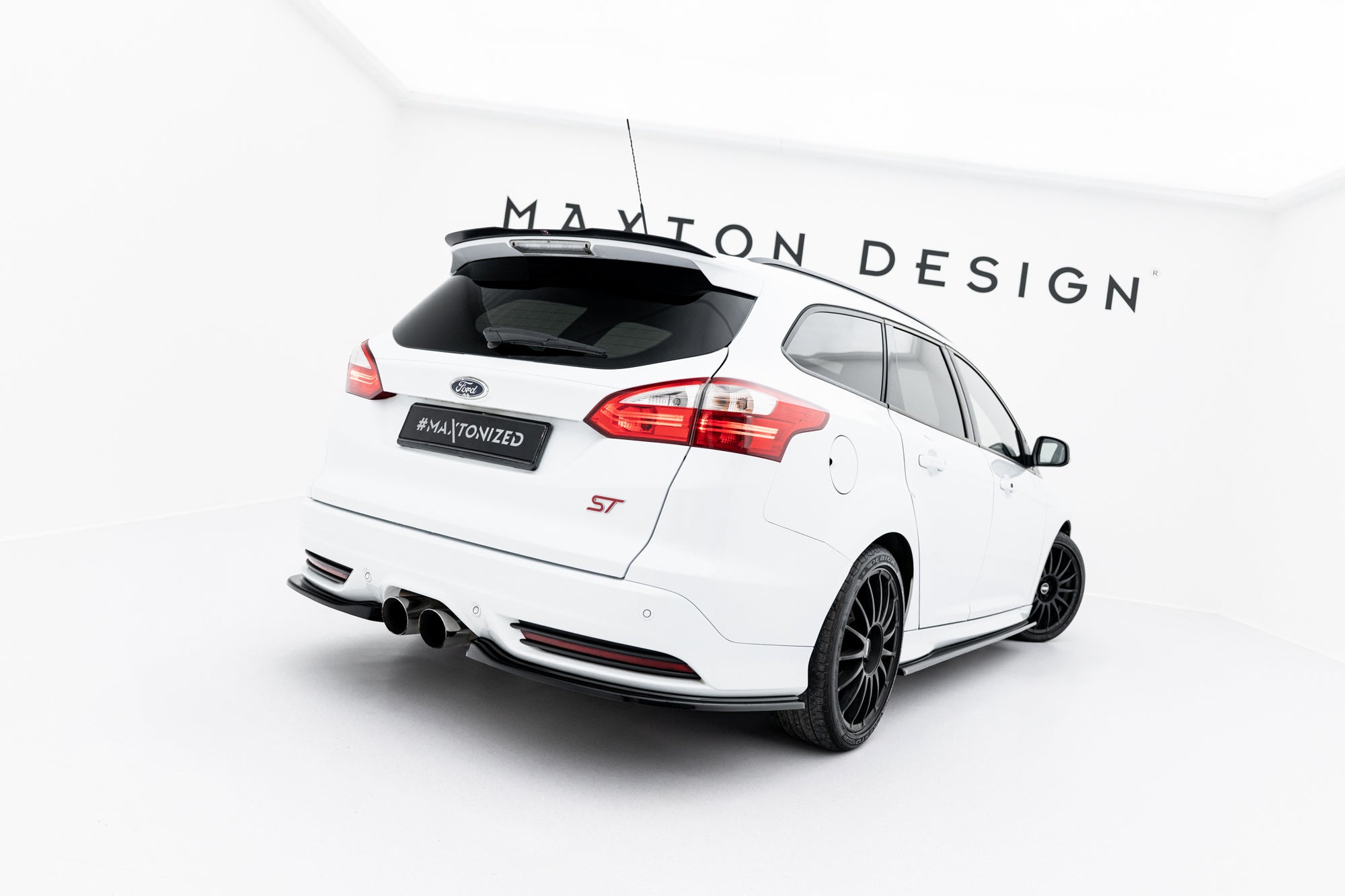 Splitters laterales traseros Ford Focus ST Familiar Mk3 / Mk3 Facelift