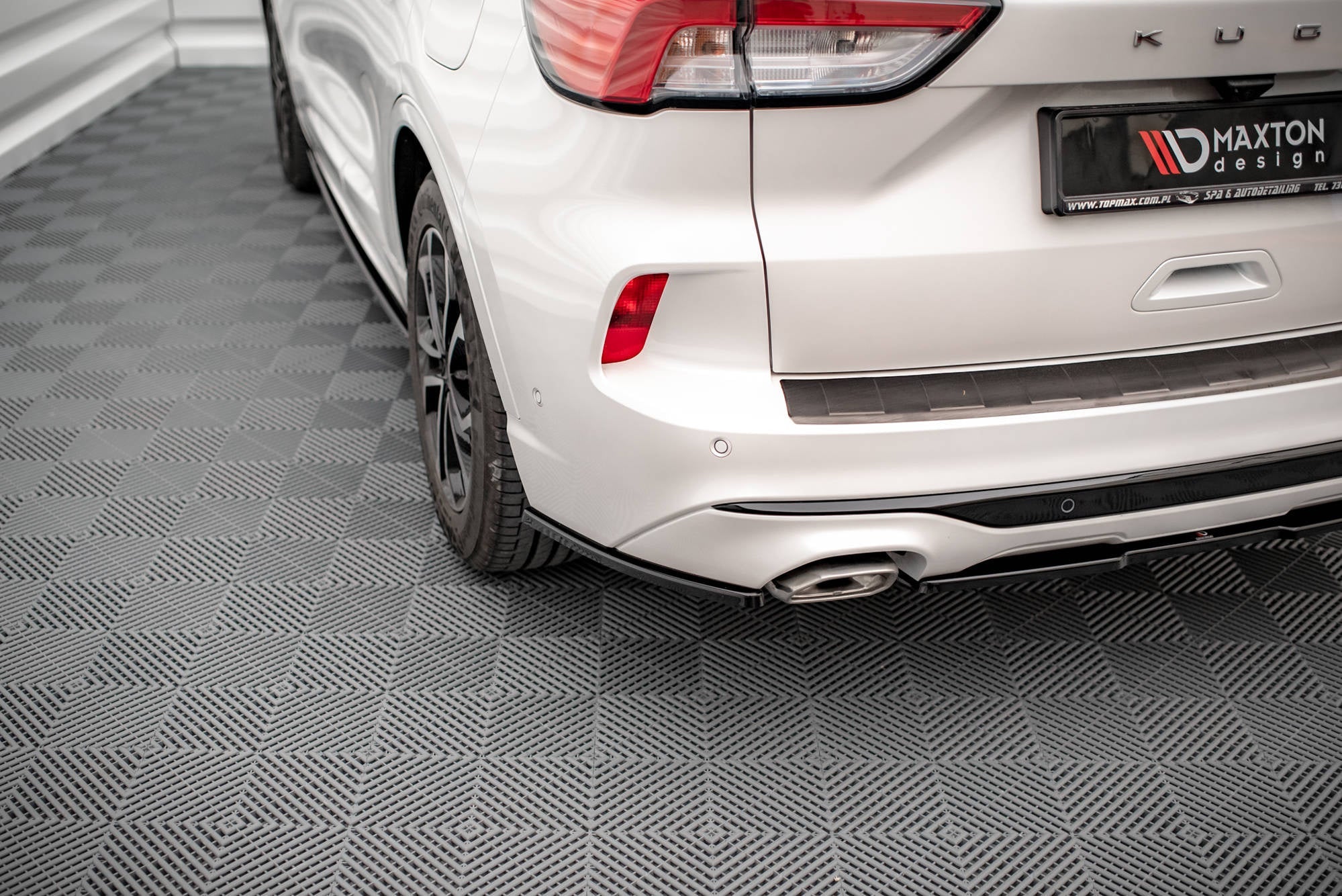 Splitters laterales traseros Ford Kuga ST-Line Mk3