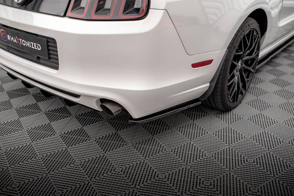 Ford Mustang Mk5 Facelift Rear Side Splitters