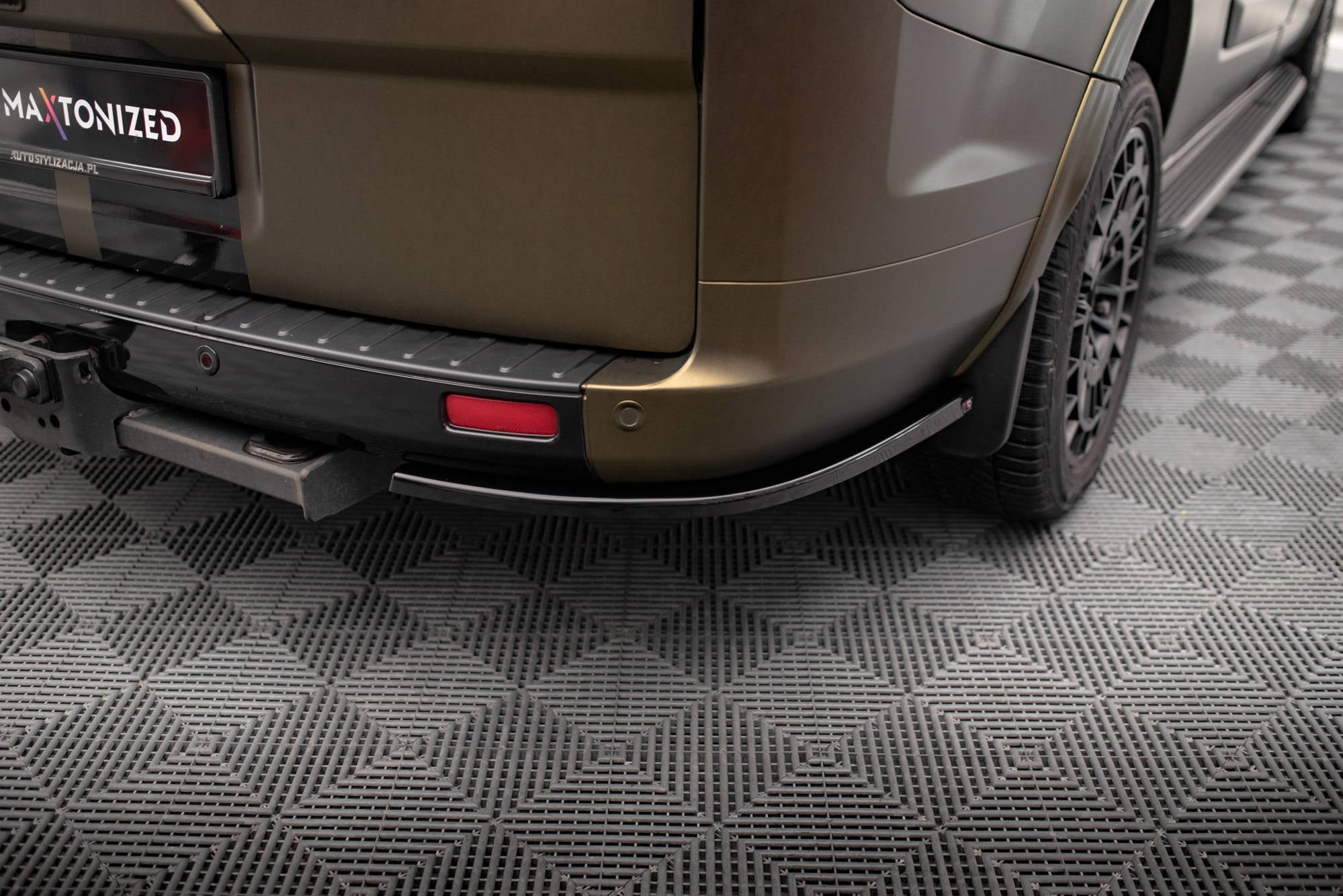 Splitters laterales traseros Ford Tourneo Custom Mk1 Facelift