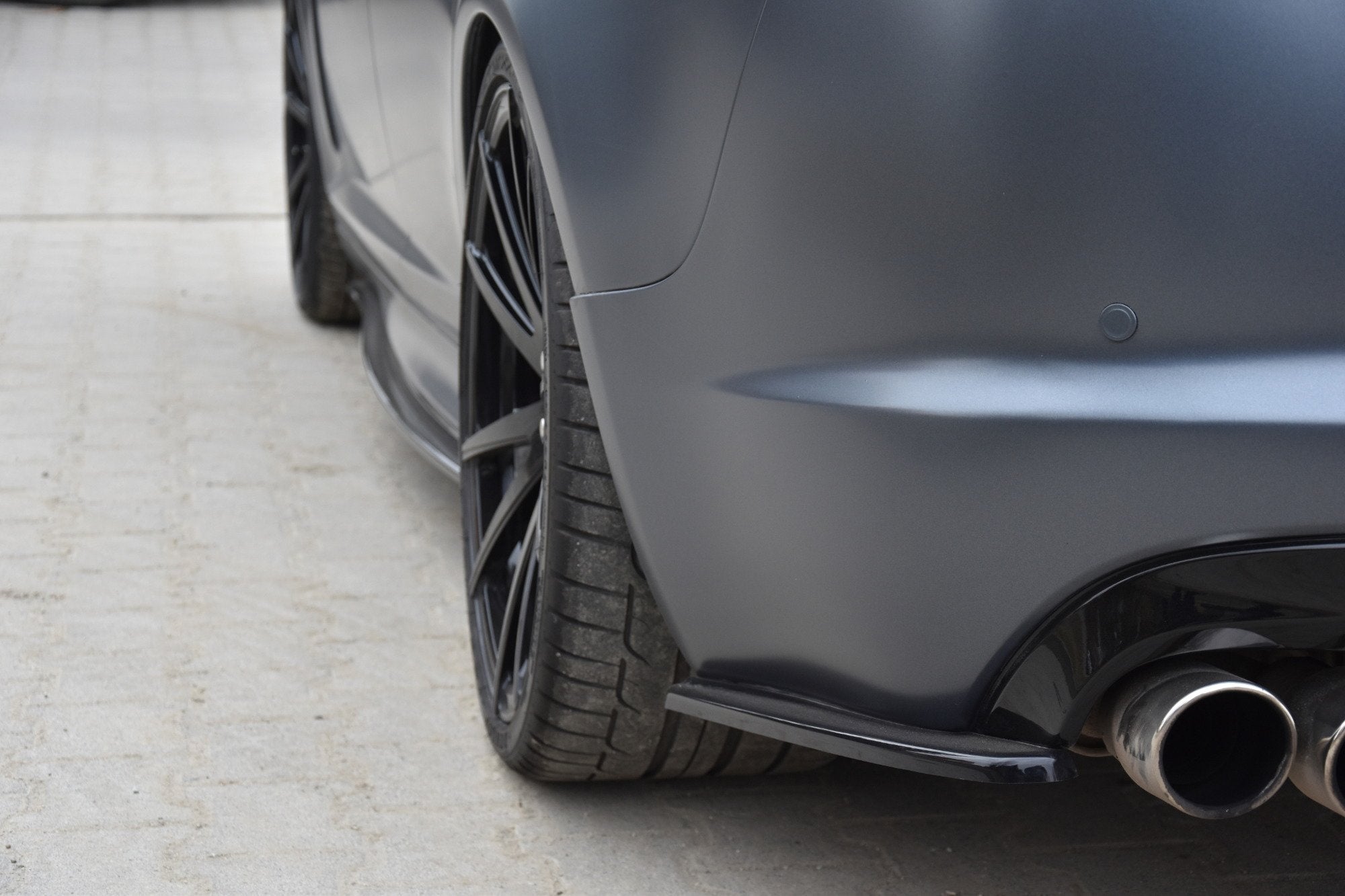 Splitters laterales traseros Jaguar XF-R Mk1