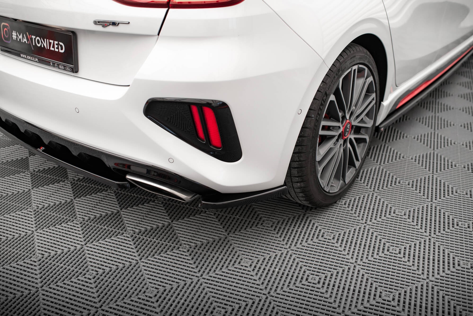 Splitters laterales traseros Kia Ceed GT Mk3