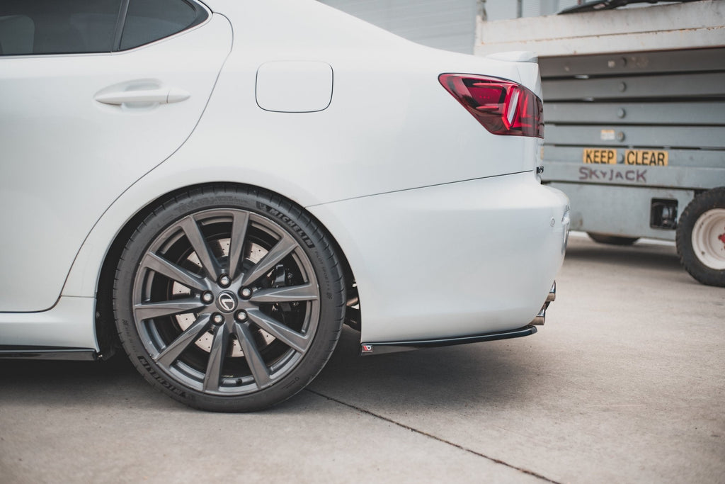 Splitters laterales traseros Lexus IS F Mk2