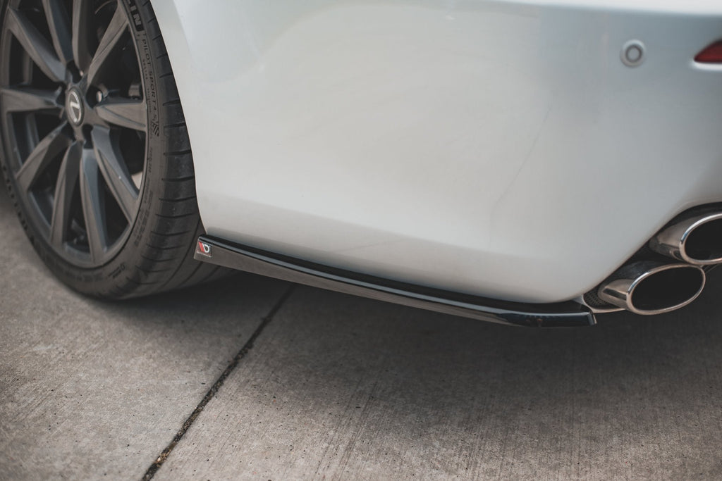 Splitters laterales traseros Lexus IS F Mk2