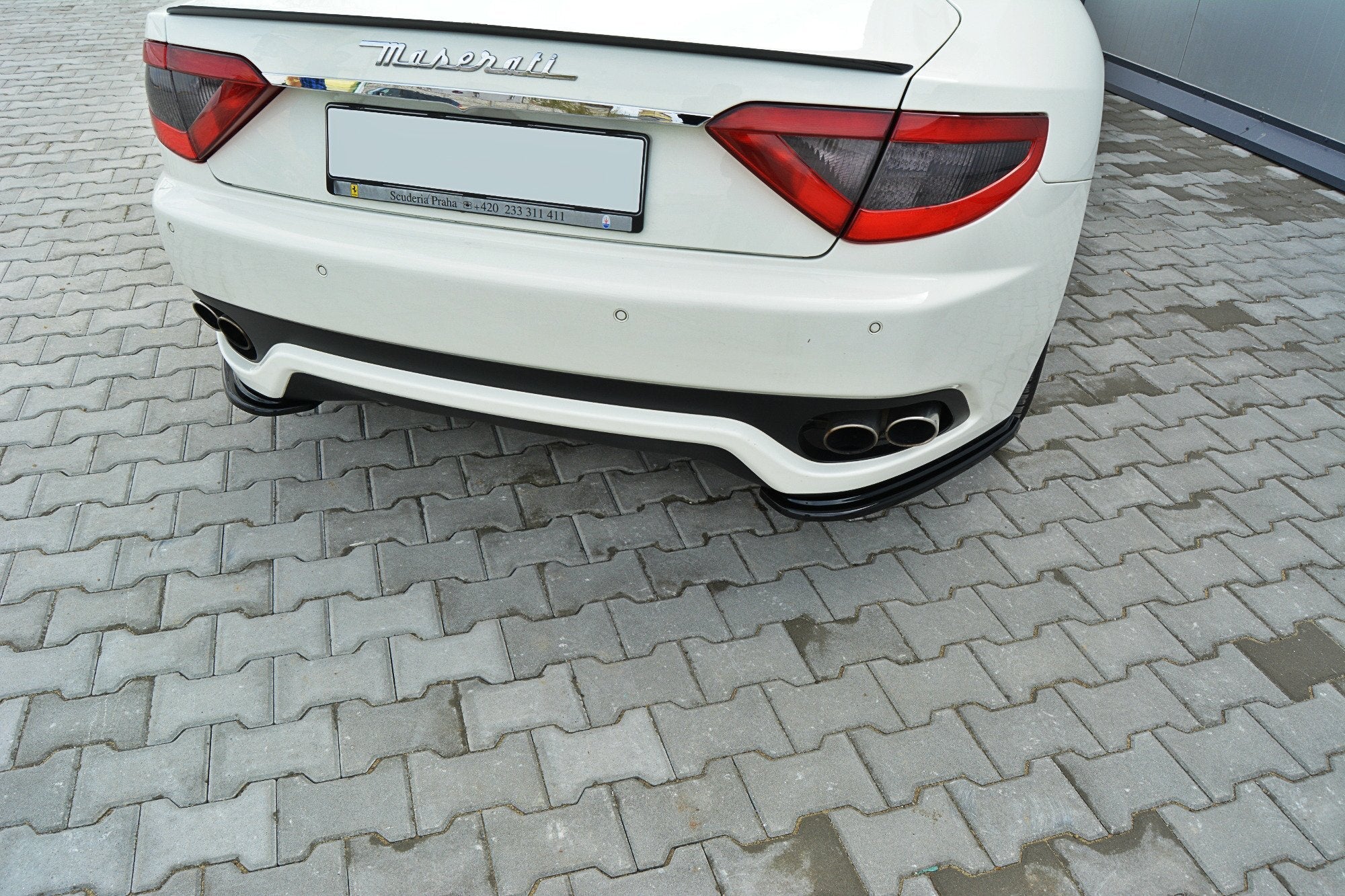 Splitters laterales traseros Maserati Granturismo Mk1