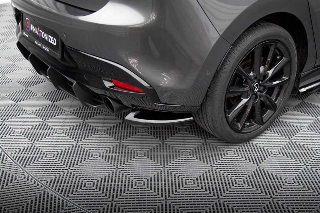 Splitters laterales traseros Mazda 3 Mk4