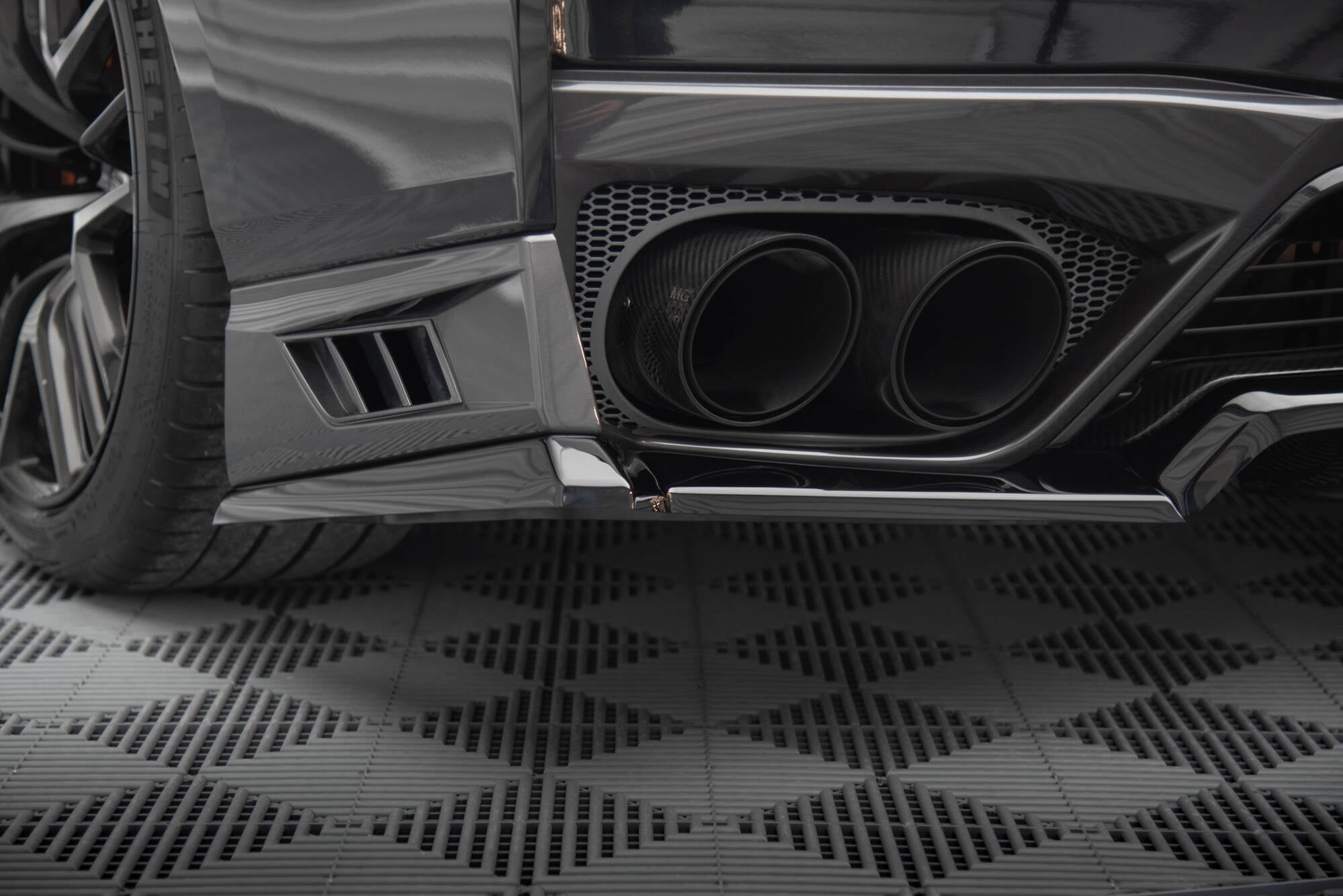 Splitters laterales traseros Nissan GT-R R35 Facelift