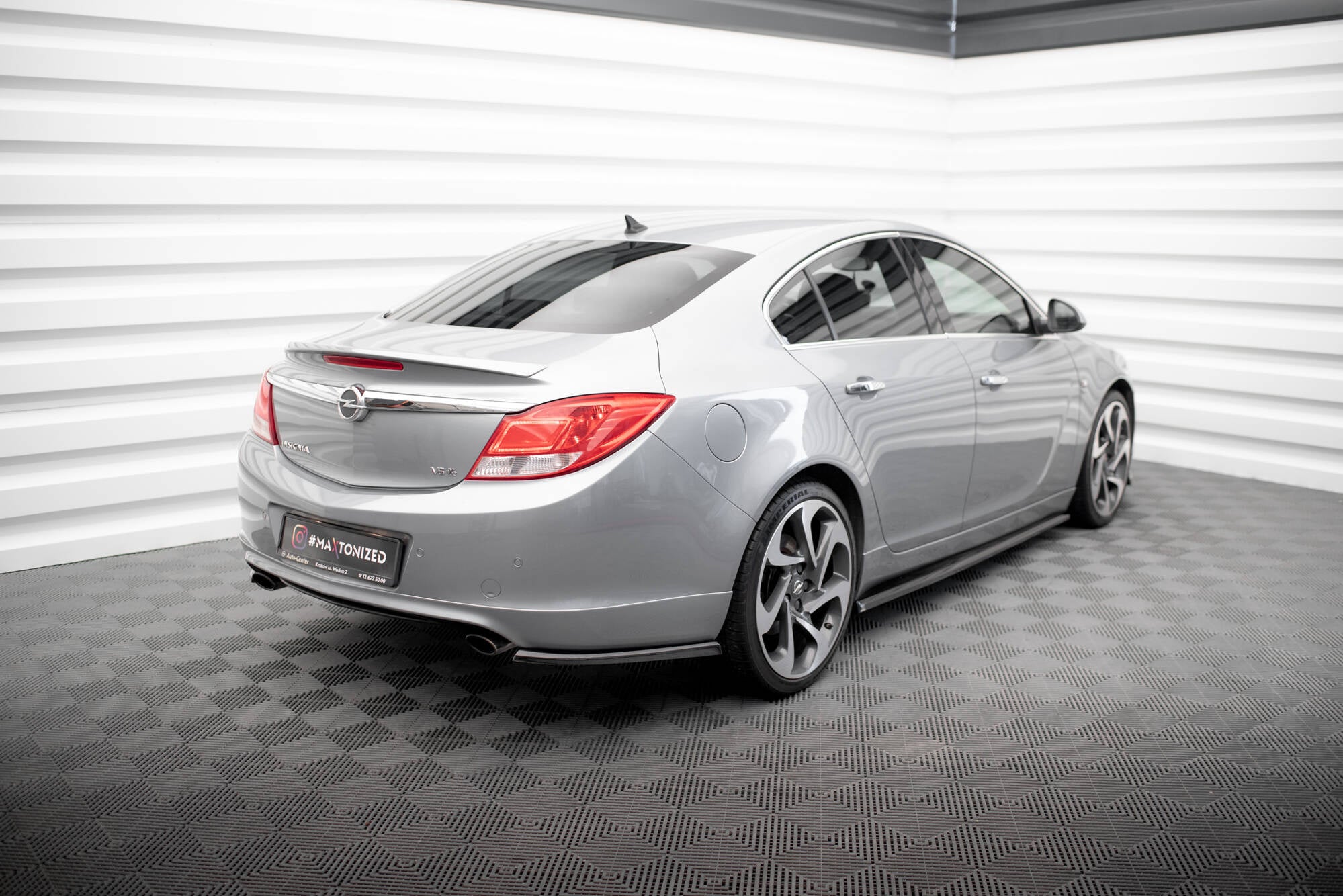 Splitters laterales traseros Opel Insignia OPC-Line Mk1