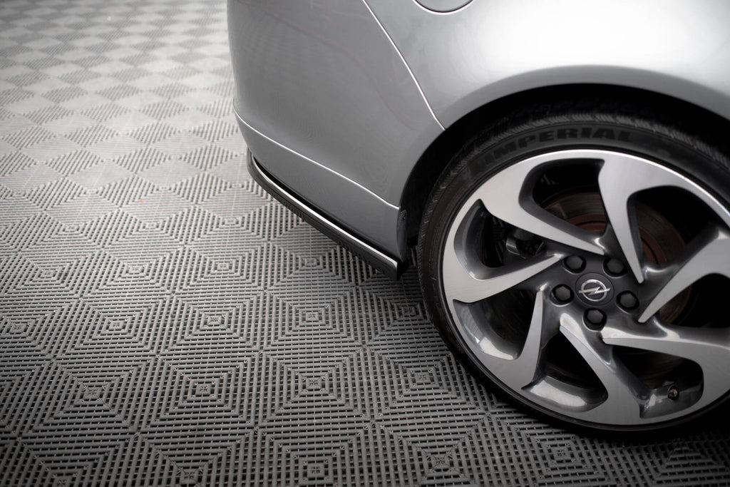 Splitters laterales traseros Opel Insignia OPC-Line Mk1