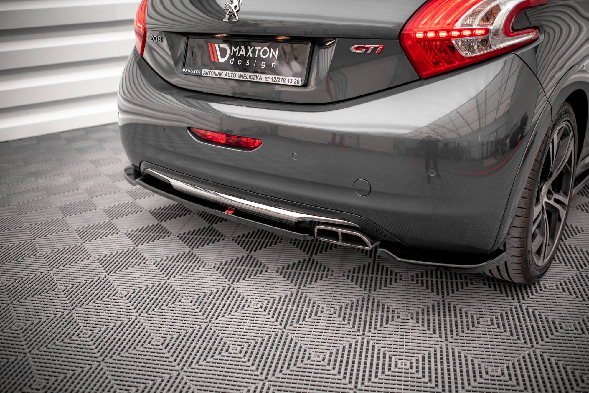 Splitters laterales traseros Peugeot 208 GTi Mk1