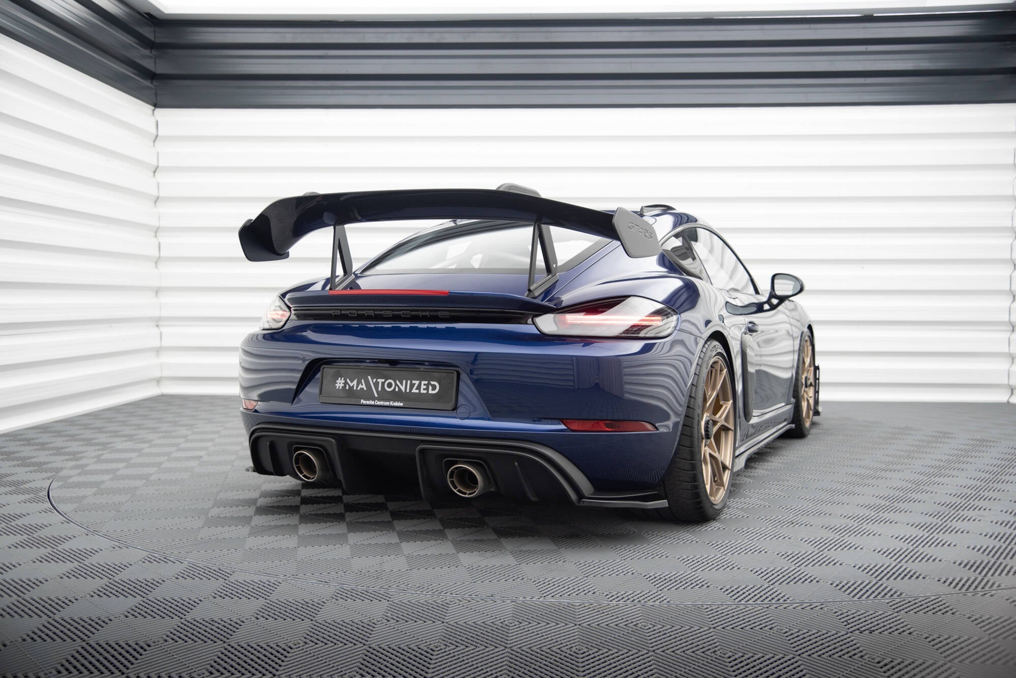 Splitters laterales traseros Porsche 718 Cayman GT4 RS 982c