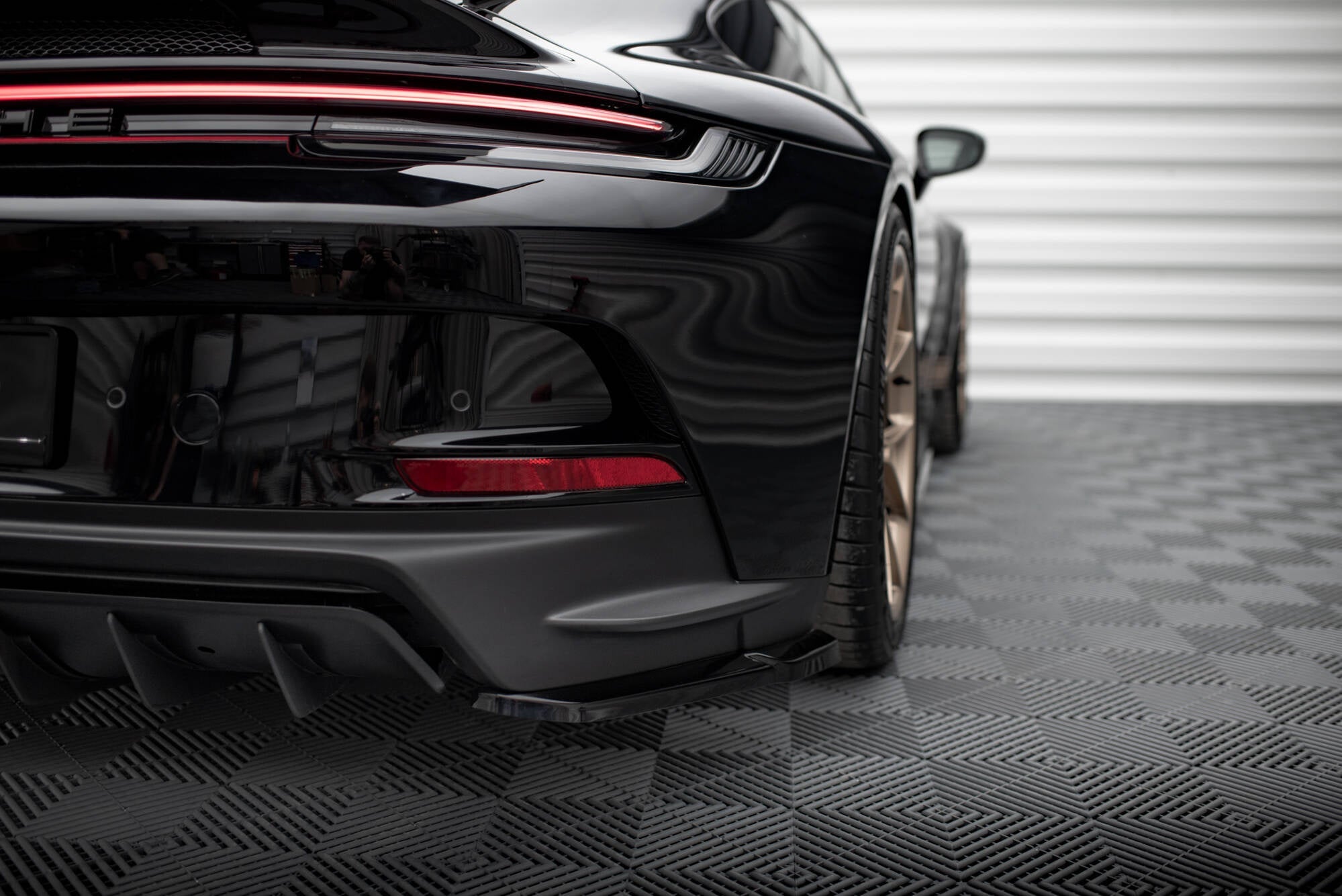 Splitters laterales traseros Porsche 911 992 GT3
