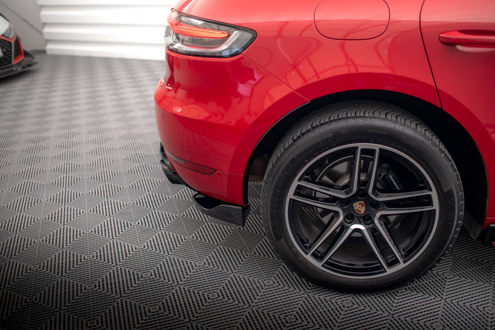 Splitters laterales traseros Porsche Macan GTS / Sport Design Mk1 Facelift