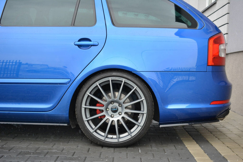 Splitters laterales traseros Skoda Octavia RS Berlina / Sedán / Familiar Mk2 / Mk2 Facelift